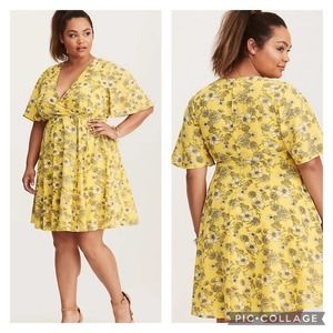 Torrid | Yellow Floral Dress - Size 10